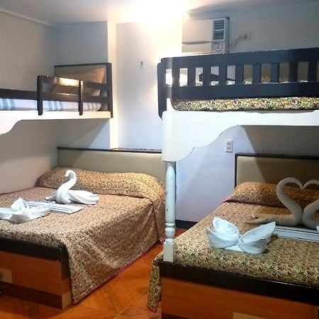 Sola Eleganza Apartelle Кесон-Сіті Екстер'єр фото