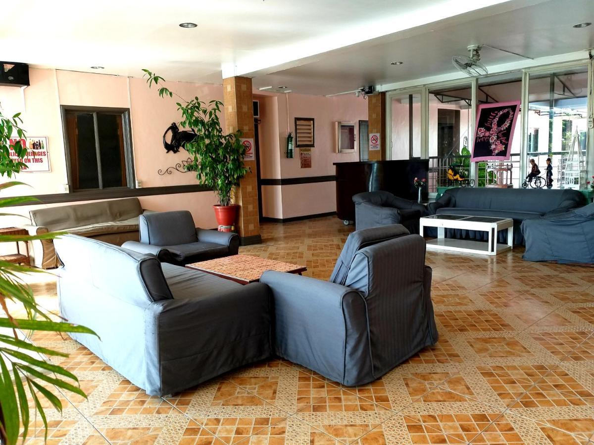 Sola Eleganza Apartelle Кесон-Сіті Екстер'єр фото
