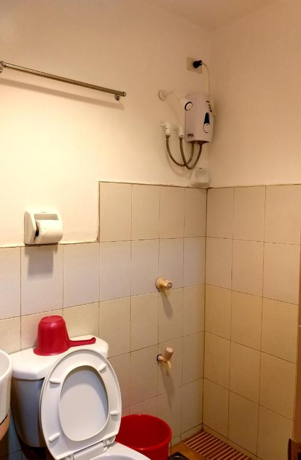 Sola Eleganza Apartelle Кесон-Сіті Екстер'єр фото