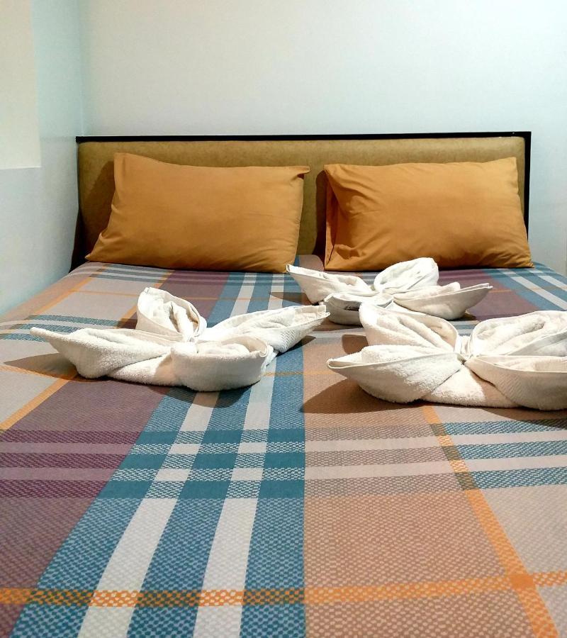 Sola Eleganza Apartelle Кесон-Сіті Екстер'єр фото