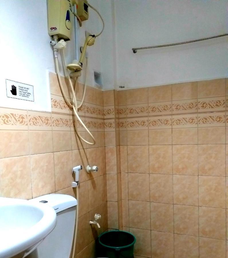 Sola Eleganza Apartelle Кесон-Сіті Екстер'єр фото