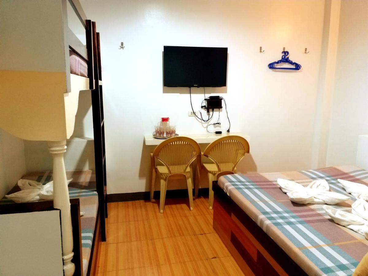 Sola Eleganza Apartelle Кесон-Сіті Екстер'єр фото