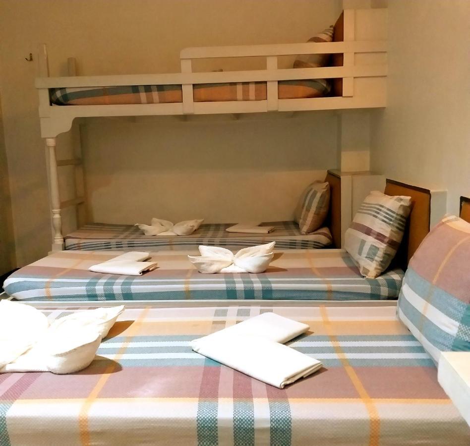Sola Eleganza Apartelle Кесон-Сіті Екстер'єр фото