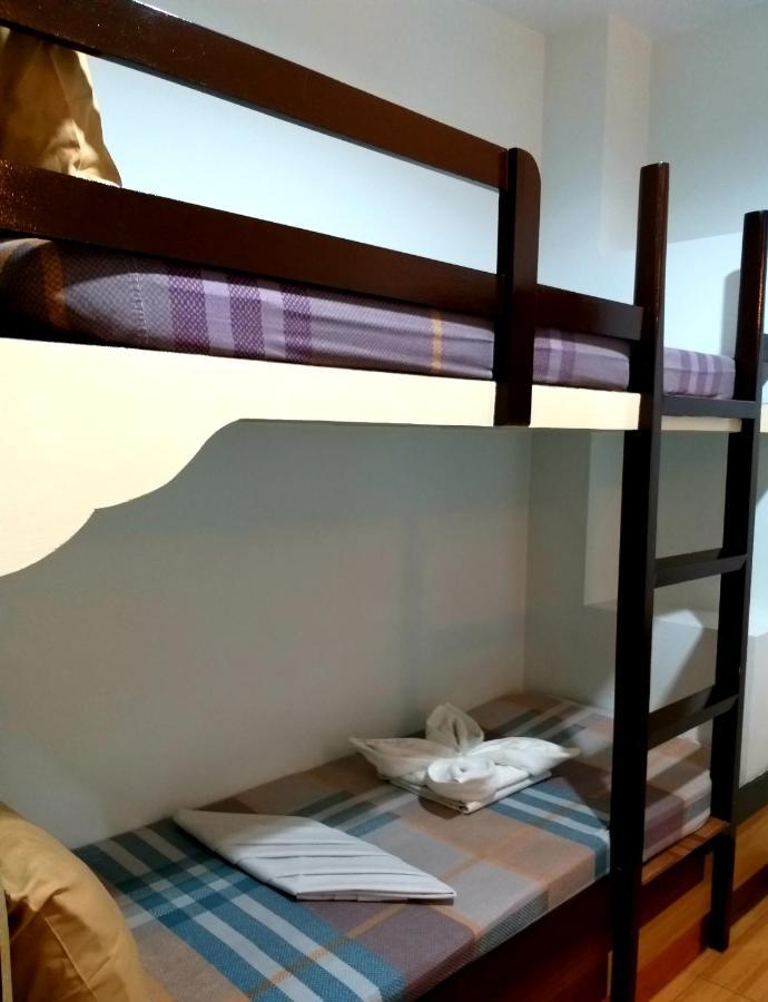 Sola Eleganza Apartelle Кесон-Сіті Екстер'єр фото